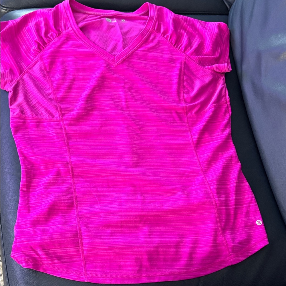 Xersion Vivid Pink Short Sleeve Tee